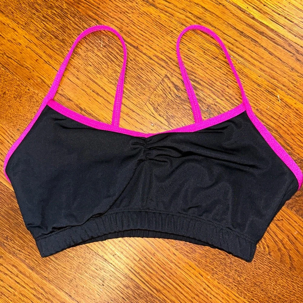 Bundle of 2 dance tops / sports bras - Picture 2 of 5